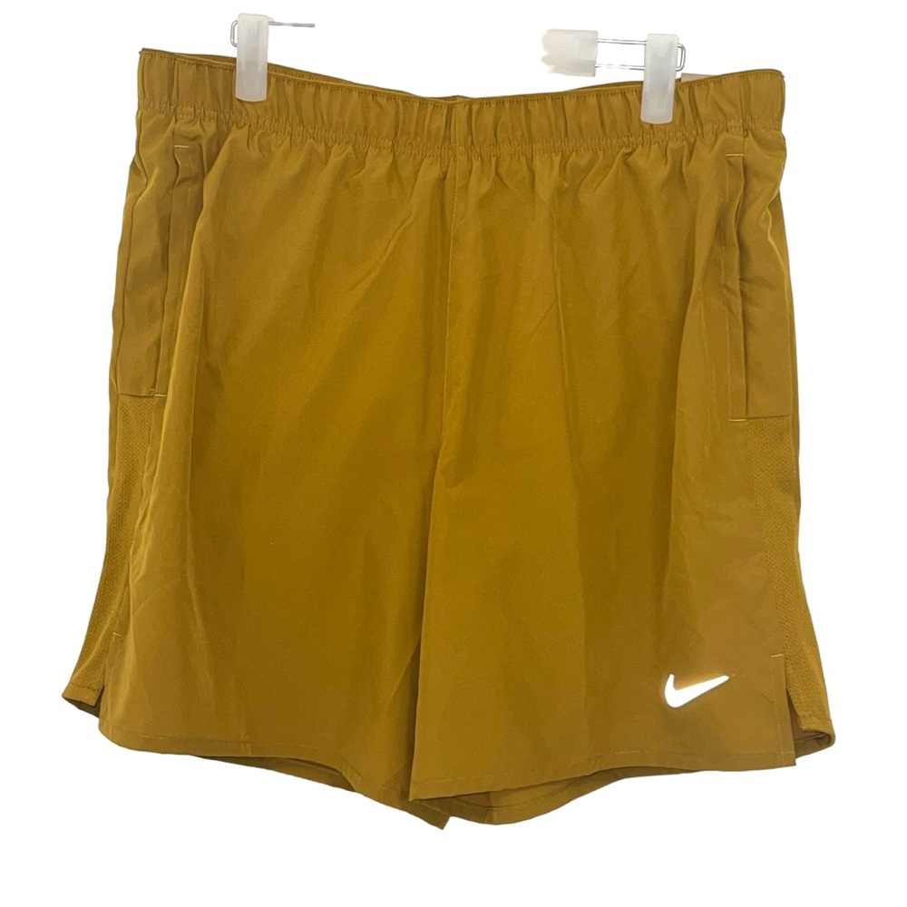 Nike Men's Dri-FIT Challenger 7" Brief-Lined Versatile Shorts Size Large